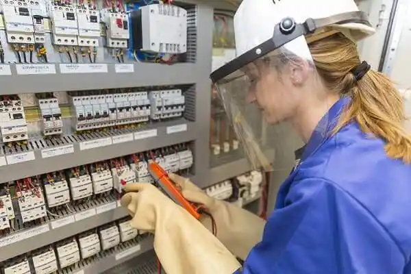 electrician Notasulga